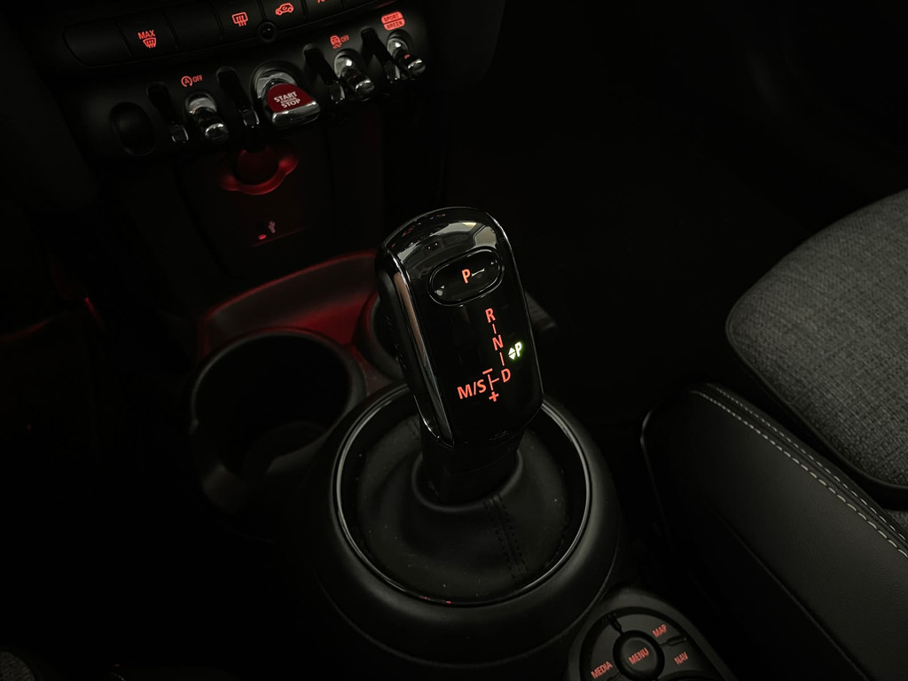 53567074-34.jpg