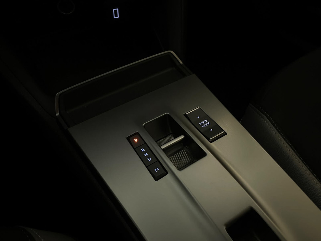 57706160-40.jpg